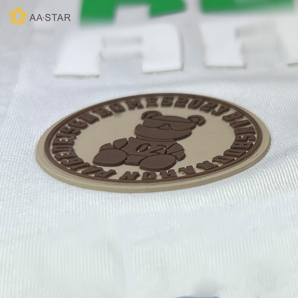 Custom iron on bear logo 3d silicone t shirt printing heat transfer patch